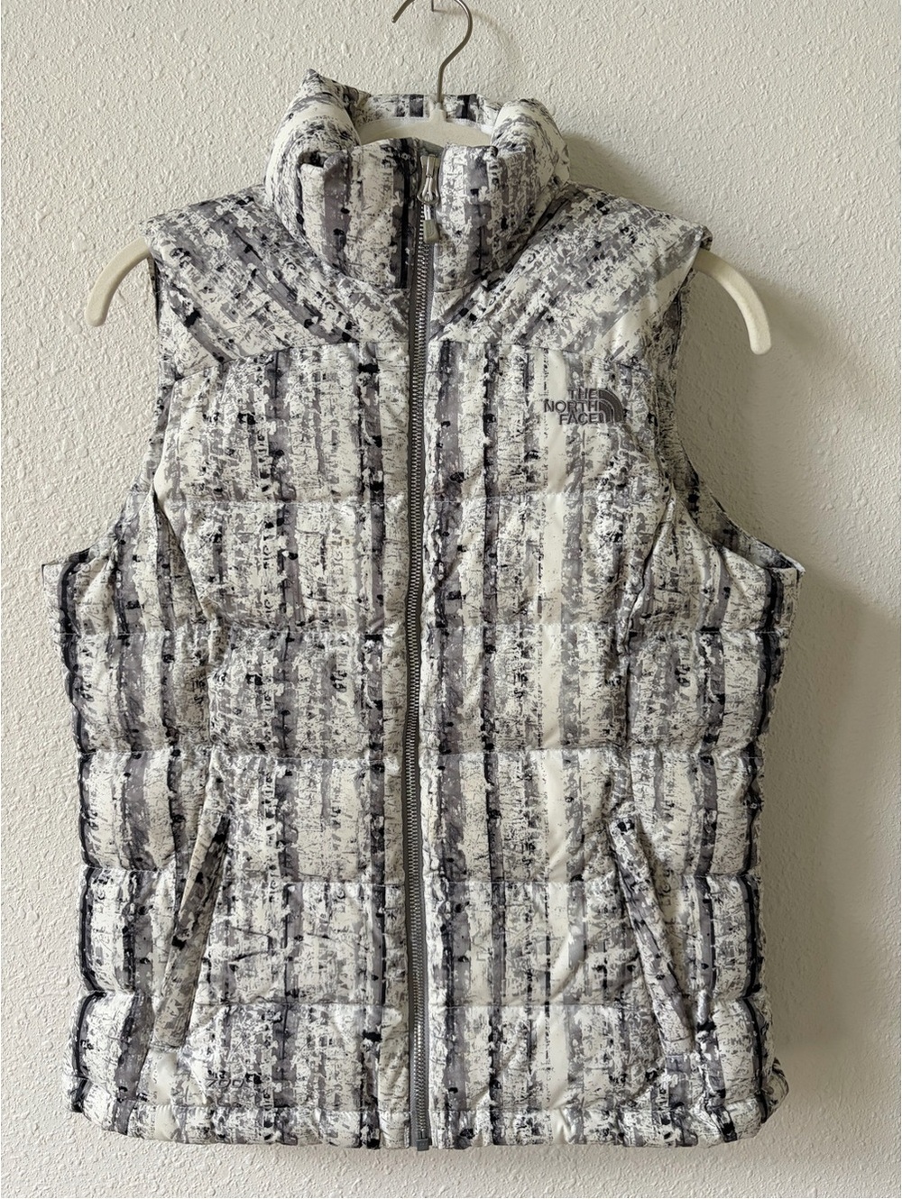 The North Face Nuptse Vest 700 Goose Down Puffer White Birch Size Small Outdoors